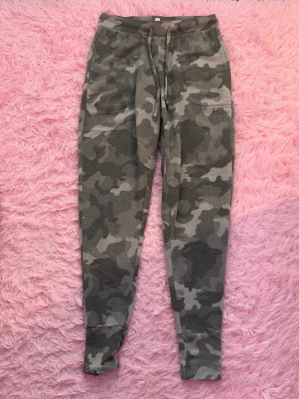 Pink Rose Green Camo Kids Pajama Bottoms